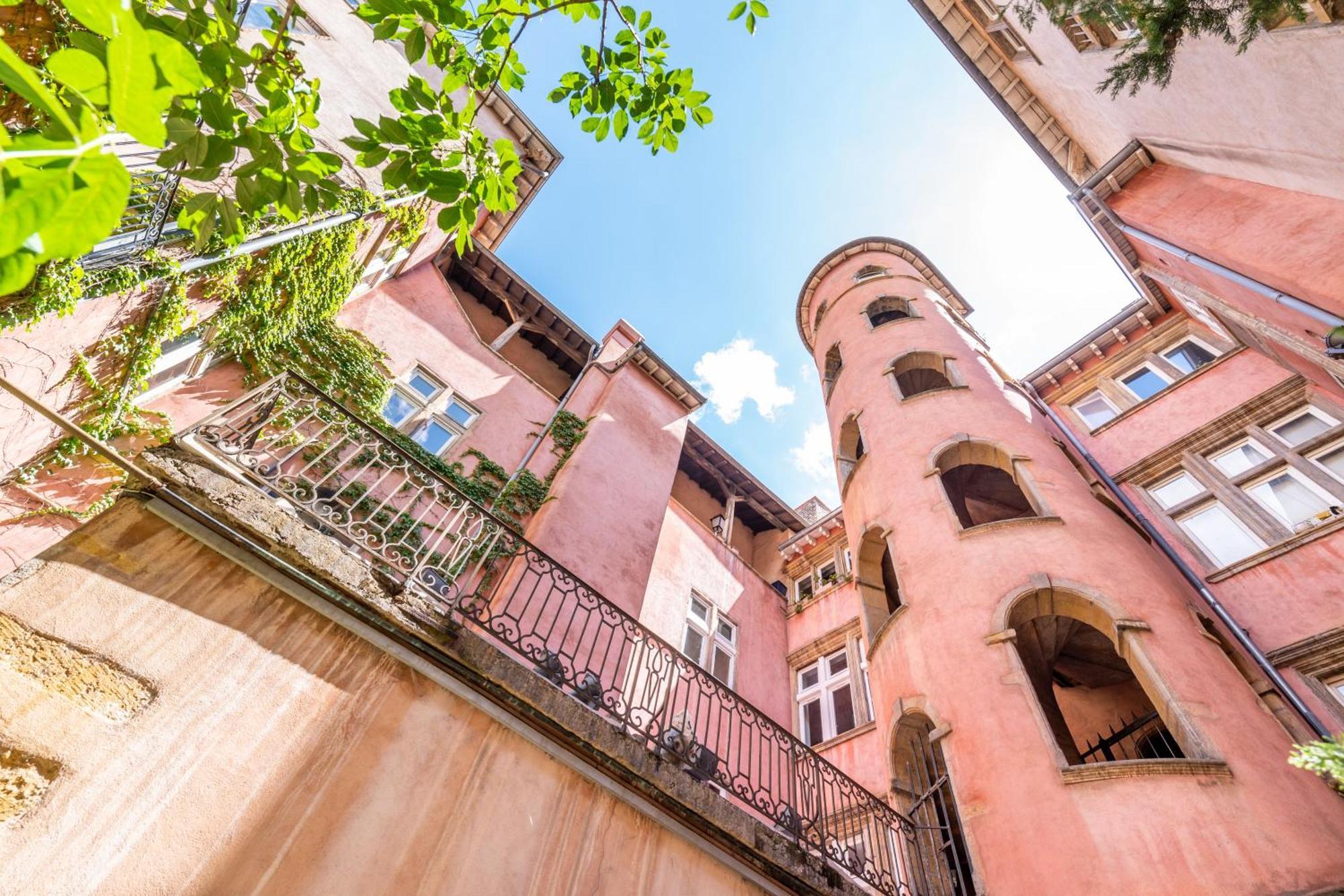 Le XVI De La Rose Apartment Lyon Luaran gambar